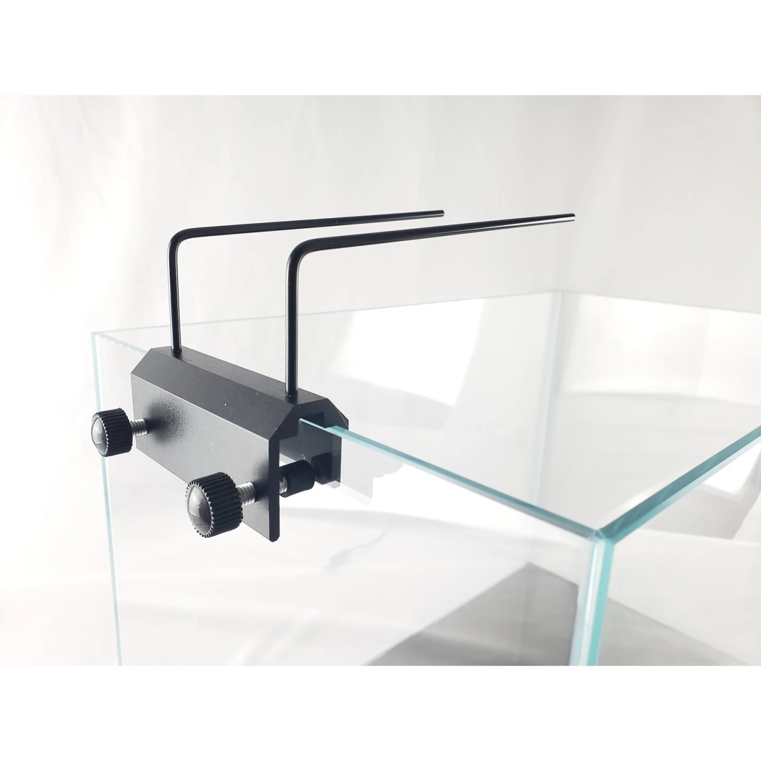 Lifegard Aquatics Full Spectrum Led Light With Mounting Bracket 4 Lifegard Aquatics Full Spectrum Led Light With Mounting Bracket - Image 2